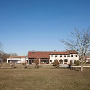 https://casa-di-anna.hotelinveneto.com