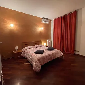Pensión S Marcos, Mestre
